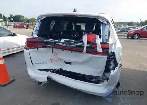 2025 Chrysler Pacifica Select из США, поврежденный, VIN 2C4RC1BG1SR612117